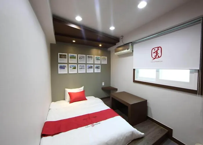 Hostel Calli *